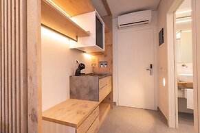 Mirablue Luxury Residences