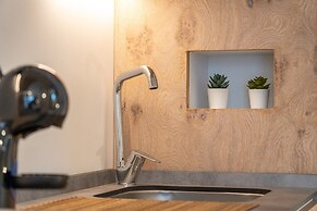 Mirablue Luxury Residences