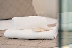 Mirablue Luxury Residences