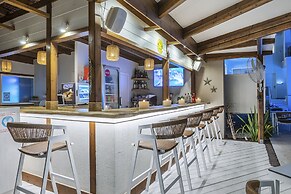 Mirablue Luxury Residences