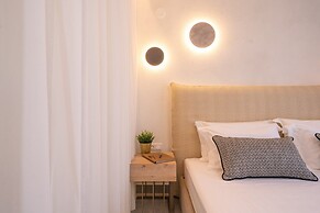 Mirablue Luxury Residences