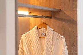 Mirablue Luxury Residences