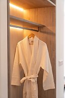 Mirablue Luxury Residences