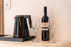 Mirablue Luxury Residences