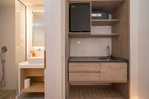 Mirablue Luxury Residences