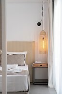 Mirablue Luxury Residences