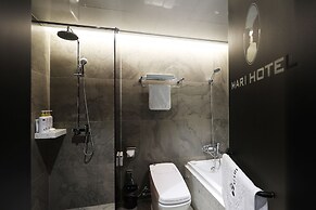 Mari Hotel