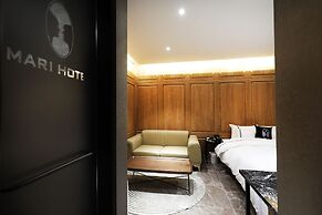 Mari Hotel