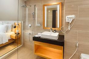 Marina Bay Con Dao Hotel