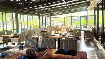 Marina Bay Con Dao Hotel