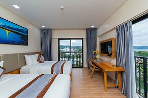 Marina Bay Con Dao Hotel