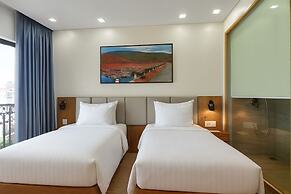 Marina Bay Con Dao Hotel