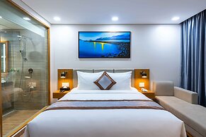 Marina Bay Con Dao Hotel