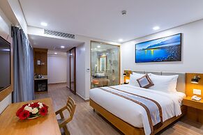 Marina Bay Con Dao Hotel
