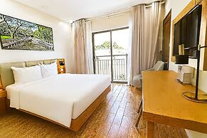 Marina Bay Con Dao Hotel