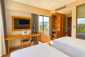 Marina Bay Con Dao Hotel