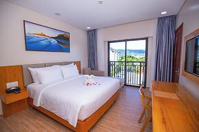 Marina Bay Con Dao Hotel