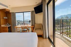Marina Bay Con Dao Hotel