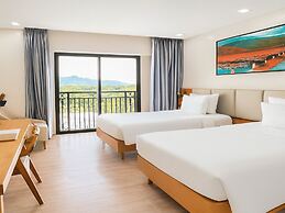 Marina Bay Con Dao Hotel