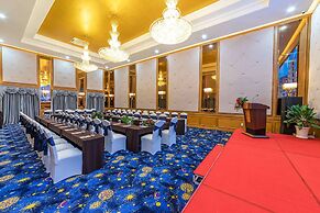 Marina Bay Con Dao Hotel