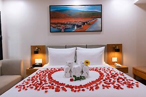 Marina Bay Con Dao Hotel