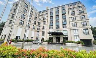 Marina Bay Con Dao Hotel