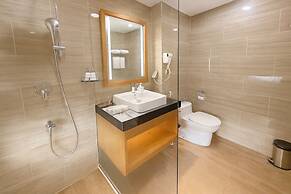 Marina Bay Con Dao Hotel