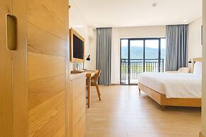 Marina Bay Con Dao Hotel