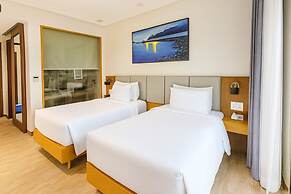 Marina Bay Con Dao Hotel