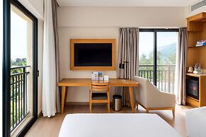 Marina Bay Con Dao Hotel