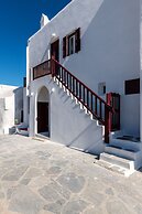 Sunset Paraportiani Rooms