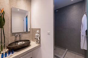 Sunset Paraportiani Rooms