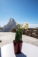 Sunset Paraportiani Rooms