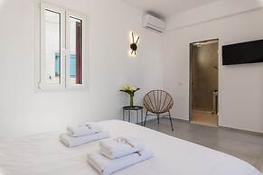 Sunset Paraportiani Rooms