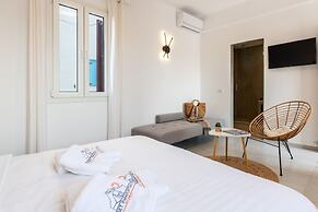 Sunset Paraportiani Rooms