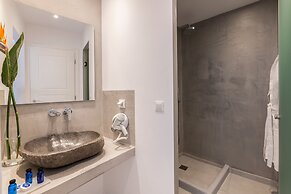 Sunset Paraportiani Rooms