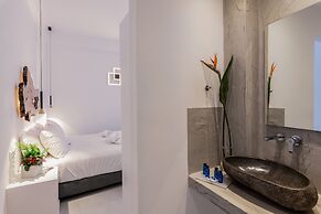 Sunset Paraportiani Rooms