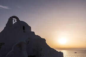 Sunset Paraportiani Rooms