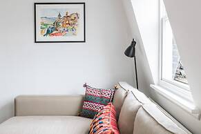 JOIVY Pimlico Flat with Terrace for 3