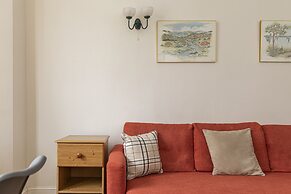 JOIVY Charming 1 Bed Flat, Sleeps 4