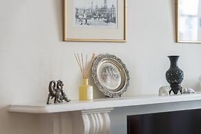 JOIVY Charming 1 Bed Flat, Sleeps 4