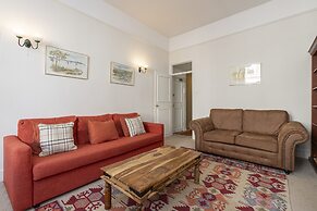 JOIVY Charming 1 Bed Flat, Sleeps 4