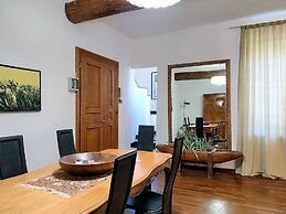 City Centre Apartment in Genova grechierco - CasaViva