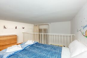 Casaviva - Vico Del Teatro Nazionale Genova