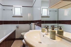 Luxury Villa Lucia with heated pool