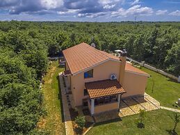 Luxury Villa Lucia with heated pool