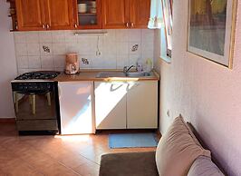 Cozy Dorina Apartment for 2