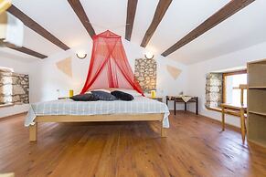 Apartment Justina-Labin-quiet place