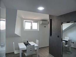 Apartments Holiday Budva