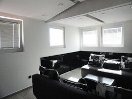 Apartments Holiday Budva